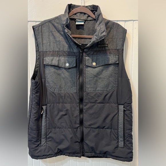 Columbia Sportswear Company Other - Men’s Columbia Gray Vest L